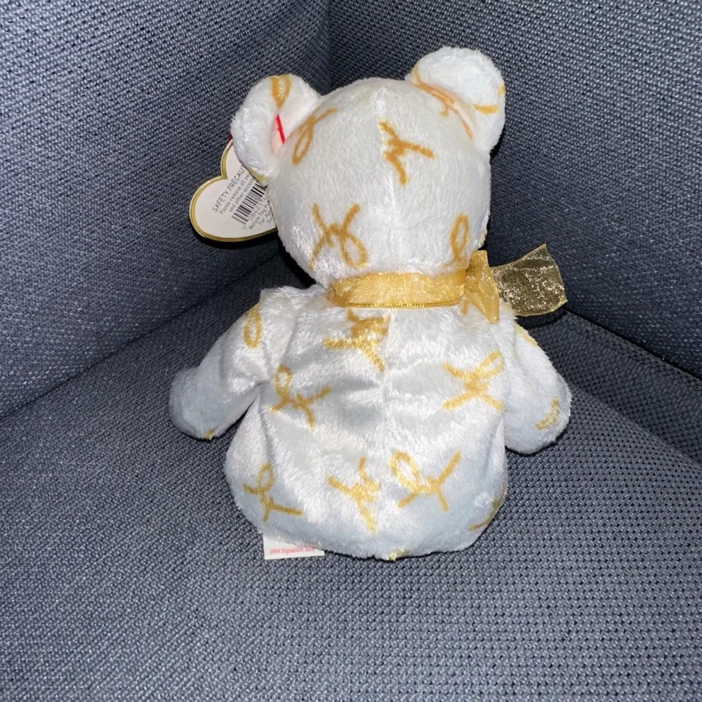 NWT! Ty Beanie Baby 2004 Signature Bear Original Gold & White P.E. Pellets